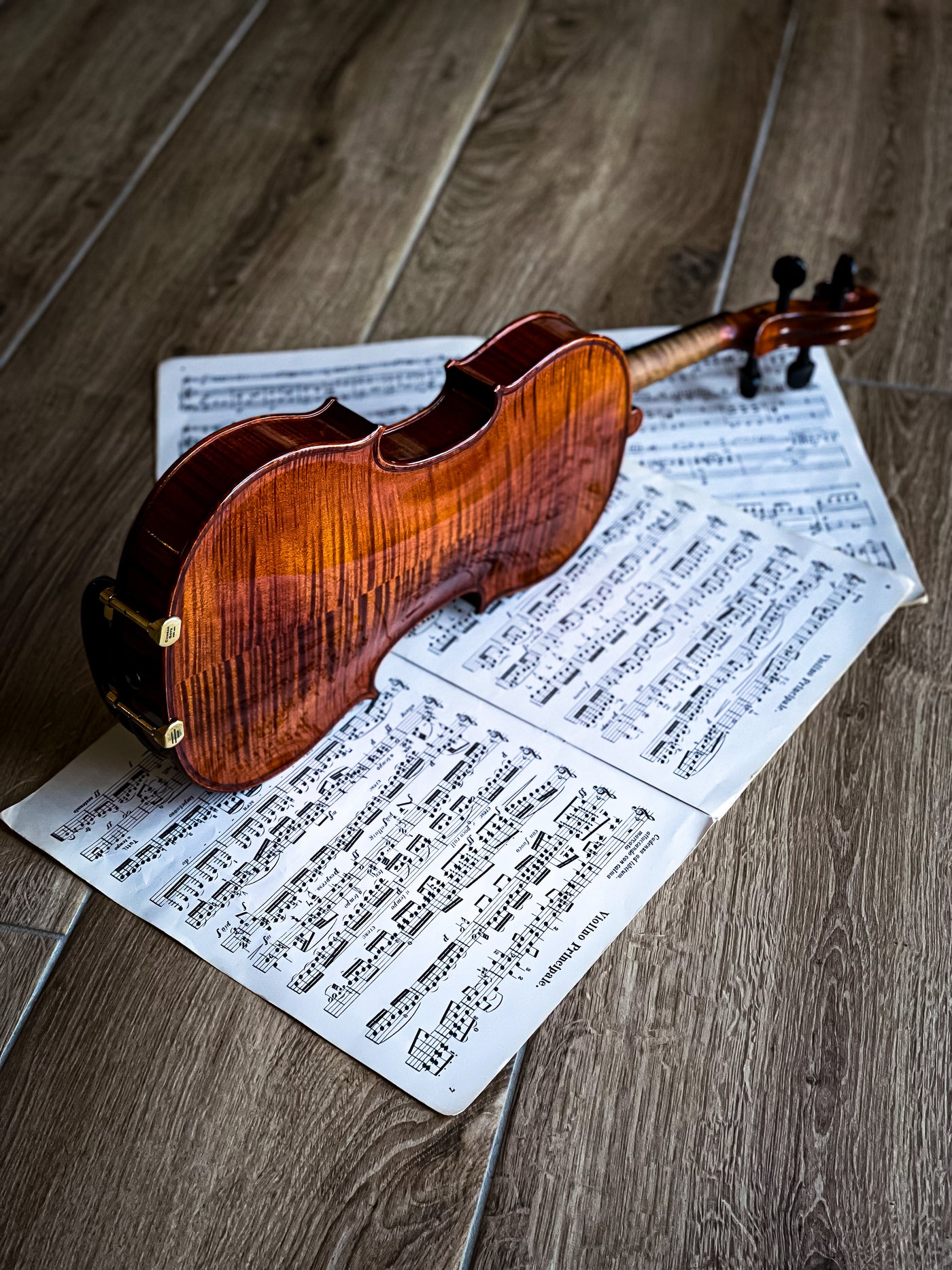 METROPOL Violin #136 MET