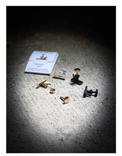 Black E-String Adjuster f. Violin, gold-plated screws, ZF-6807G