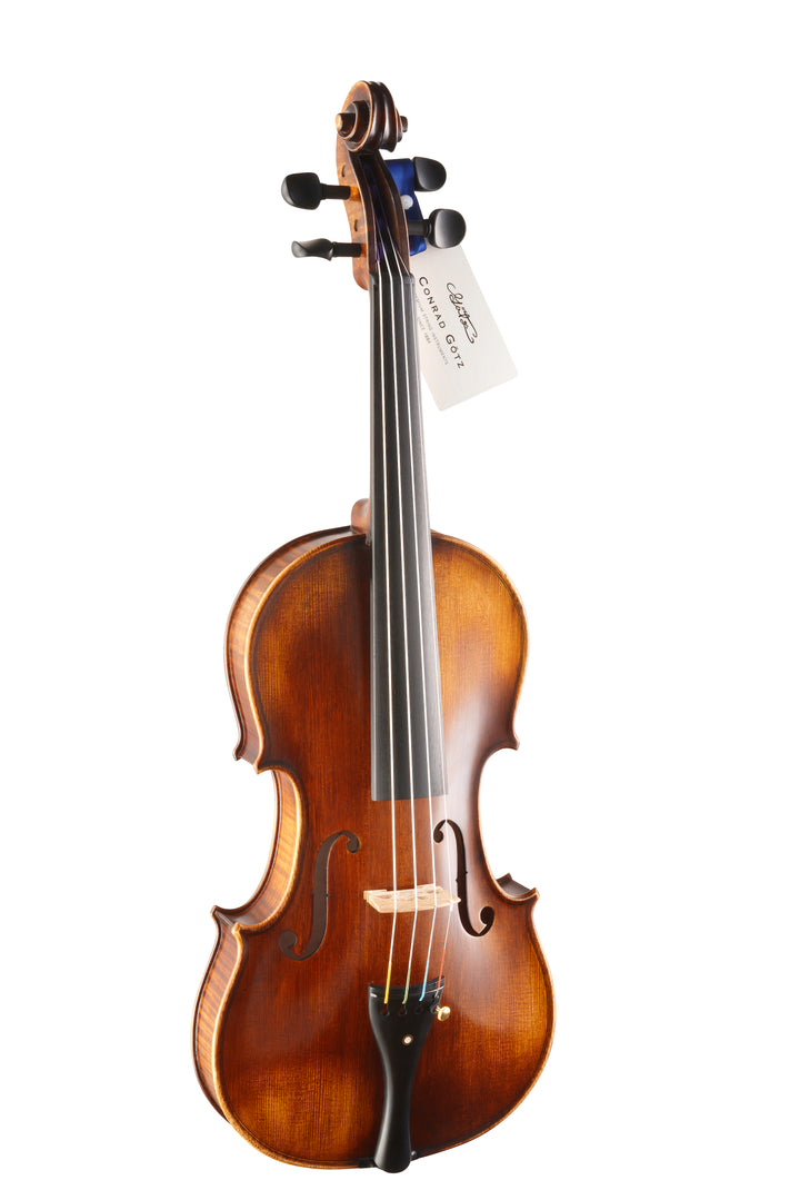 ●An Old German Violin Bow / Conrad Gotz 108AQ_Violine_perspectiveKopie